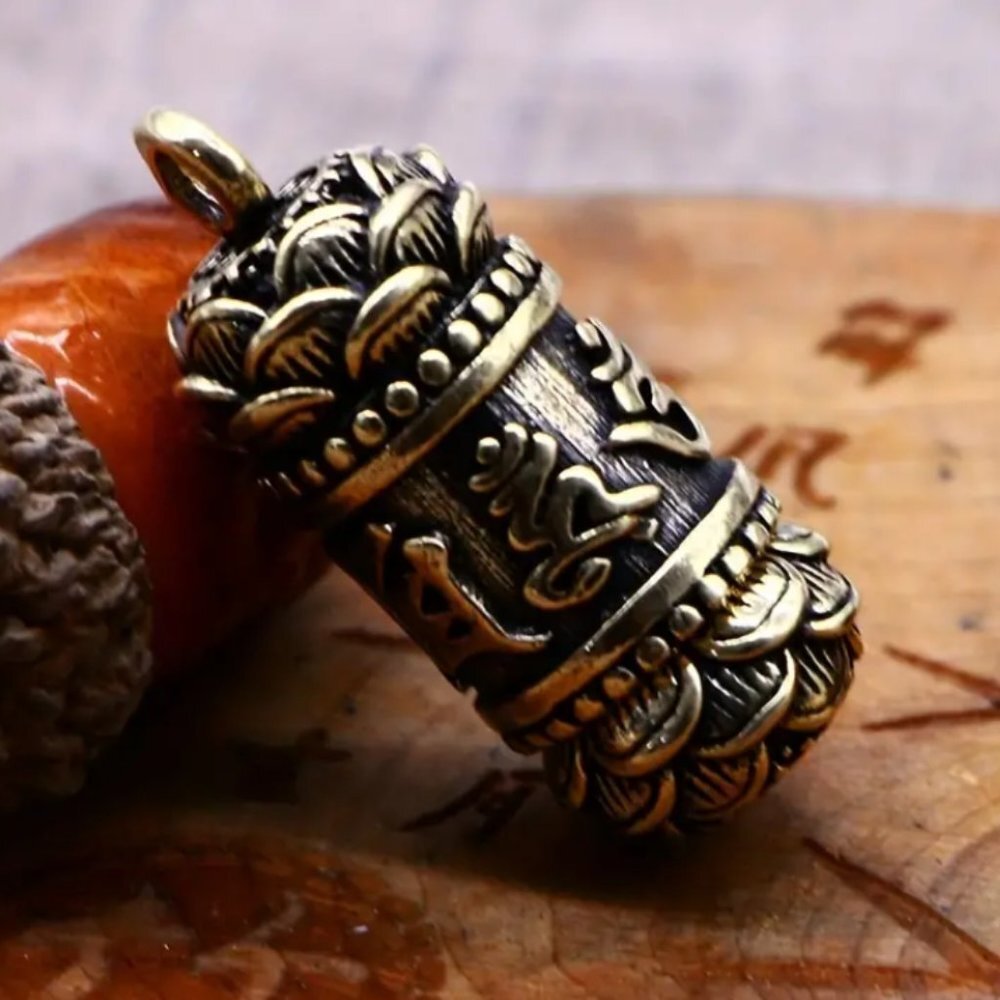 Pill Container Brass Vintage Pendant Upscale Fashion For Keychain Necklace Bag